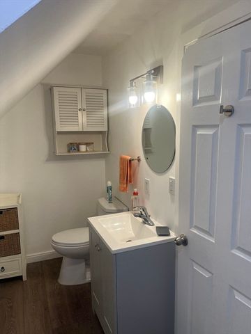 35 Laurel St 2, Leominster, MA 01453