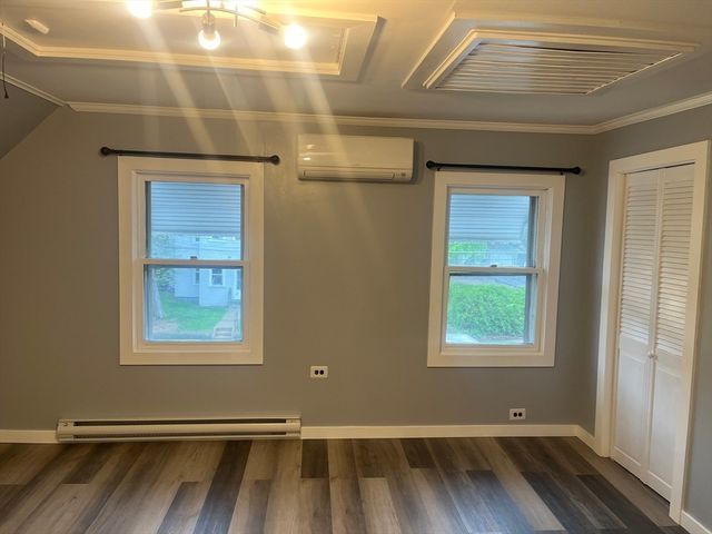 35 Laurel St 2, Leominster, MA 01453