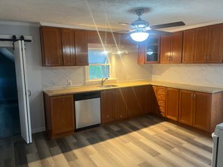 35 Laurel St 2, Leominster, MA 01453