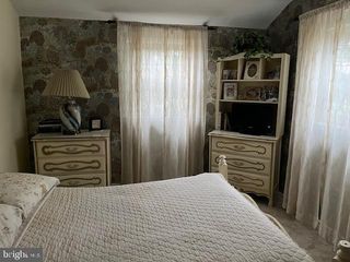 107 BELLS LAKE RD, Turnersville, NJ 08012