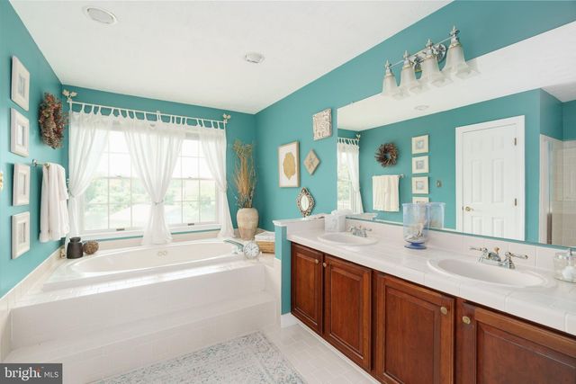 160 LONGVIEW DR, Elkton, MD 21921