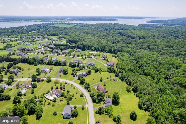 160 LONGVIEW DR, Elkton, MD 21921