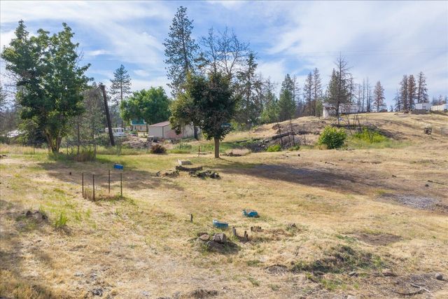 12326 S 8th St, Medical Lake, WA 99022
