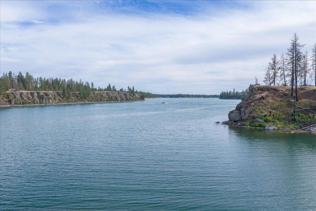 12326 S 8th St, Medical Lake, WA 99022