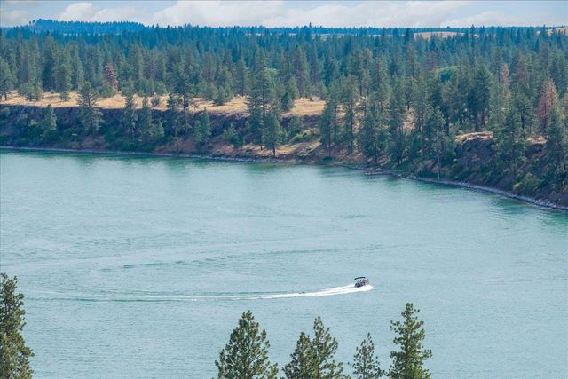 12326 S 8th St, Medical Lake, WA 99022