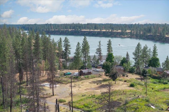12326 S 8th St, Medical Lake, WA 99022