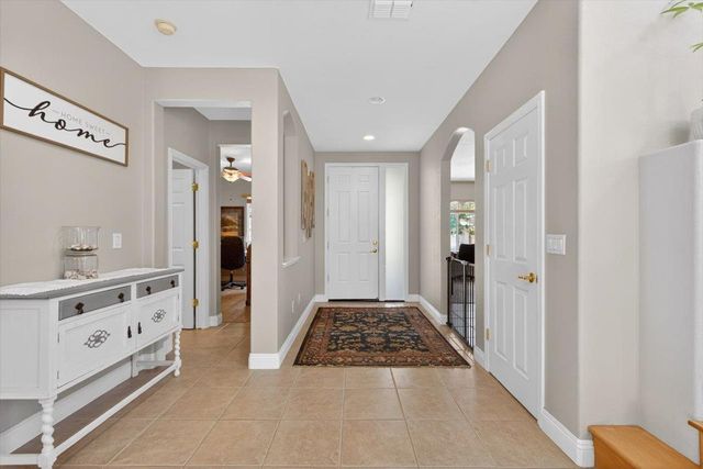 124 Blue Bonnet Ct, Roseville, CA 95661