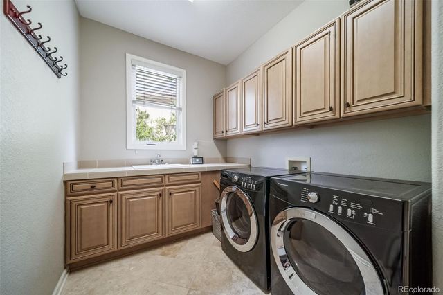19676 E Pinewood Drive, Aurora, CO 80016
