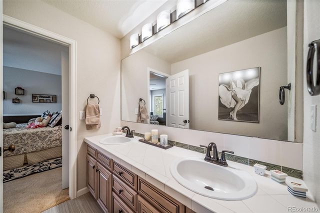 19676 E Pinewood Drive, Aurora, CO 80016