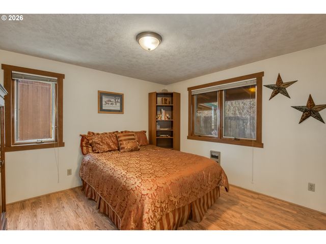 16493 Ne MAJOR Ln, Yamhill, OR 97148