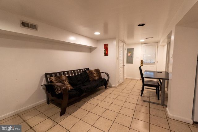 4705 8TH ST NW, Washington, DC 20011