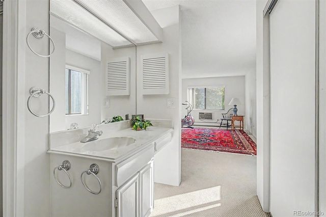 13601 E Marina Drive 101, Aurora, CO 80014