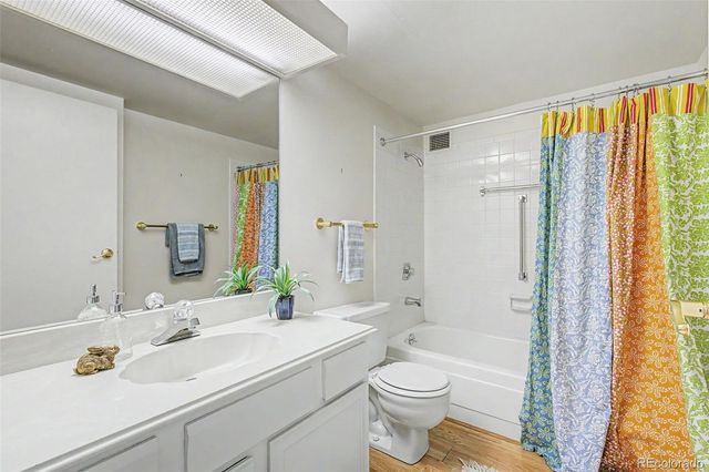 13601 E Marina Drive 101, Aurora, CO 80014
