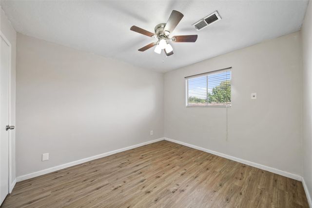 6122 Gallant Forest Drive, Houston, TX 77088