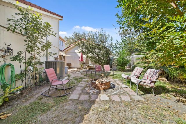 6122 Gallant Forest Drive, Houston, TX 77088