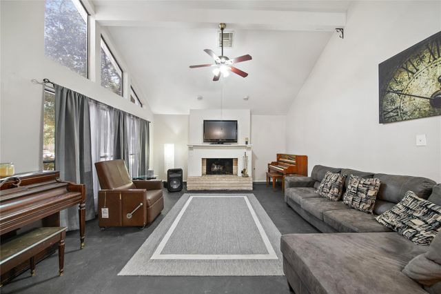 6122 Gallant Forest Drive, Houston, TX 77088