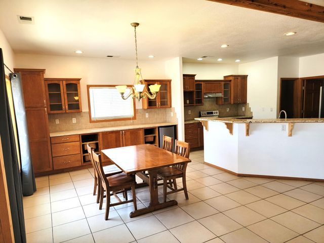 1504 12th Street SE, Rio Rancho, NM 87124