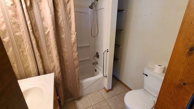 603 S Dixon Avenue, Dixon, IL 61021