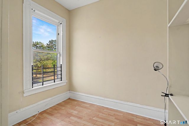 137 Sherwood Avenue, Bridgeport, CT 06605