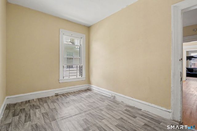 137 Sherwood Avenue, Bridgeport, CT 06605