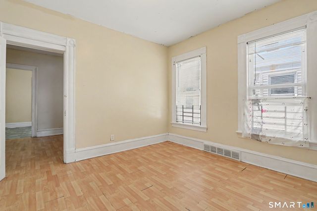 137 Sherwood Avenue, Bridgeport, CT 06605