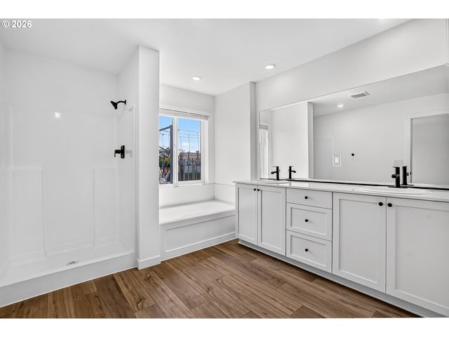 2327 Ash St, Woodland, WA 98674