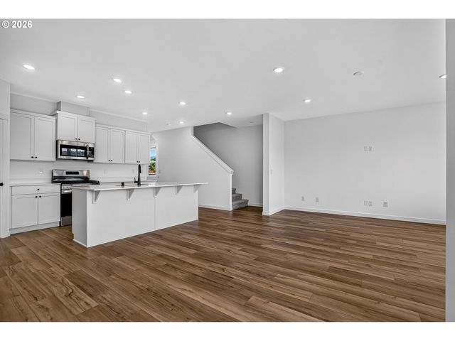 2327 Ash St, Woodland, WA 98674