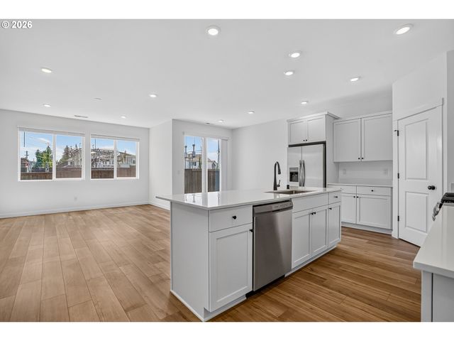 2327 Ash St, Woodland, WA 98674