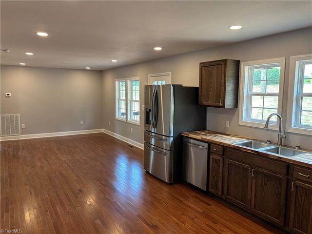2093 Cook School Road, Pilot Mountain, NC 27041