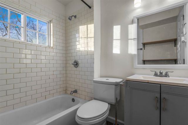 635 Woodmont Drive, Dallas, TX 75217