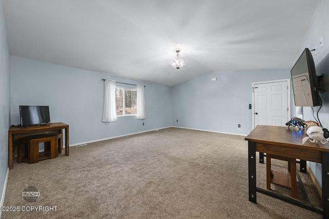 2668 N Gaunt Lane, Houston, AK 99694