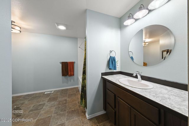 2668 N Gaunt Lane, Houston, AK 99694