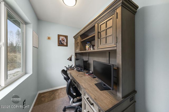 2668 N Gaunt Lane, Houston, AK 99694