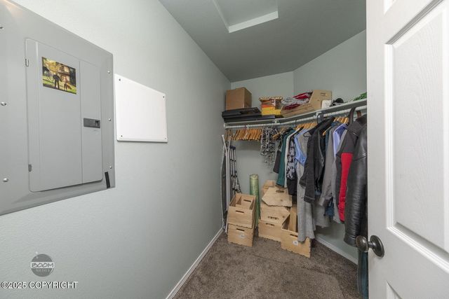 2668 N Gaunt Lane, Houston, AK 99694