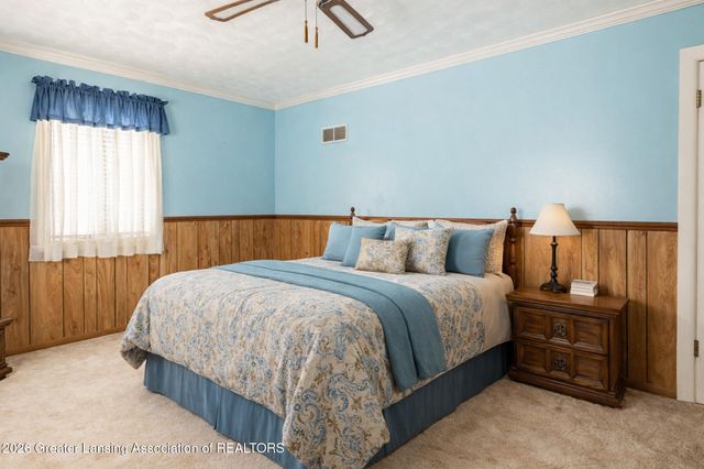 8259 N Meridian Road, Elsie, MI 48831