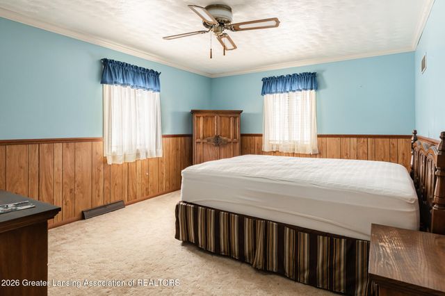 8259 N Meridian Road, Elsie, MI 48831