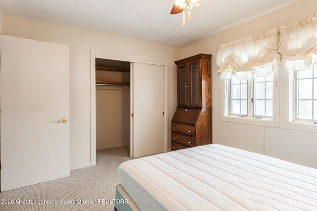 8259 N Meridian Road, Elsie, MI 48831