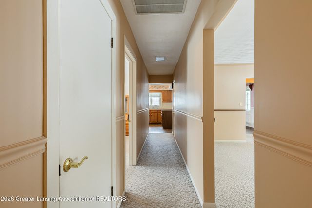 8259 N Meridian Road, Elsie, MI 48831