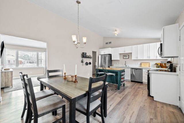 10 Jana Dr, Clarksville, TN 37042