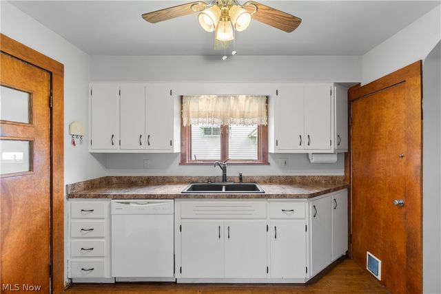 168 22nd Street NW, Barberton, OH 44203