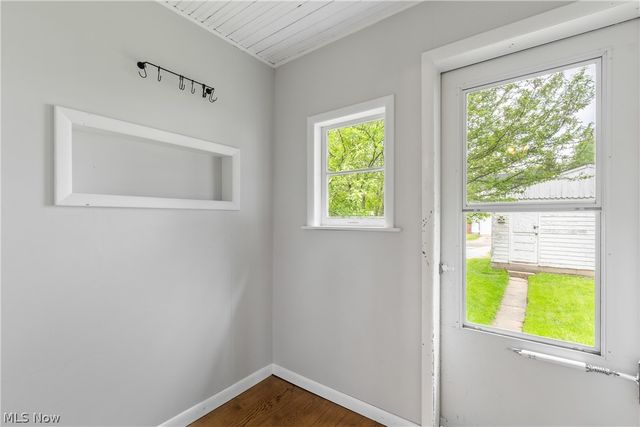 168 22nd Street NW, Barberton, OH 44203
