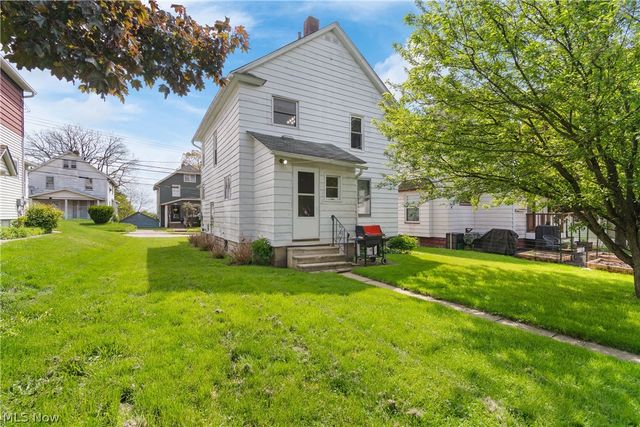 168 22nd Street NW, Barberton, OH 44203