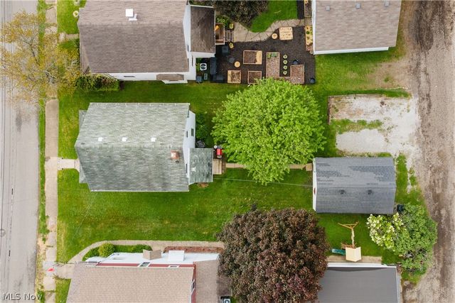 168 22nd Street NW, Barberton, OH 44203