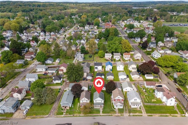 168 22nd Street NW, Barberton, OH 44203