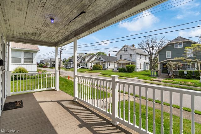 168 22nd Street NW, Barberton, OH 44203