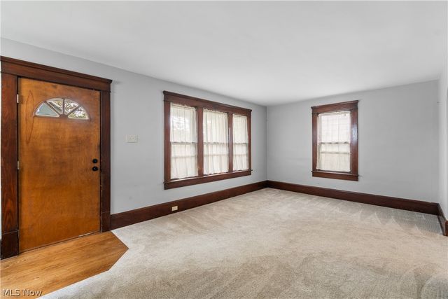 168 22nd Street NW, Barberton, OH 44203