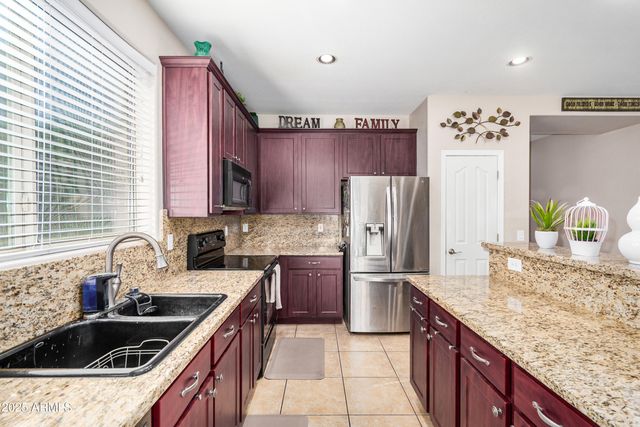 6919 S ONYX Drive, Chandler, AZ 85249