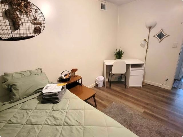 1303 Ash Street, Iowa City, IA 52240