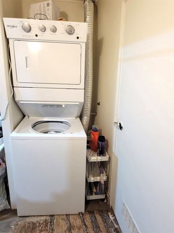 1303 Ash Street, Iowa City, IA 52240