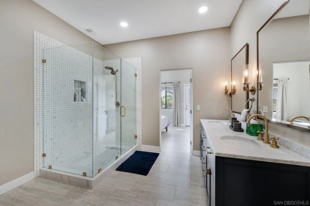 17287 Oak Hollow Road, Ramona, CA 92065